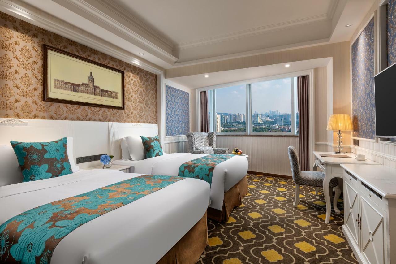 Ramada Encore Wyndham Nanning City Center Qingxiu Exteriör bild